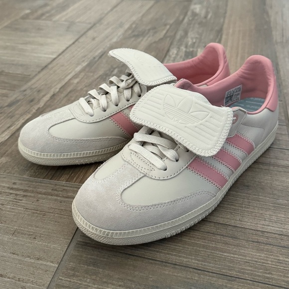 ADIDAS Samba x Humanrace Men’s size 9 - Picture 2 of 11